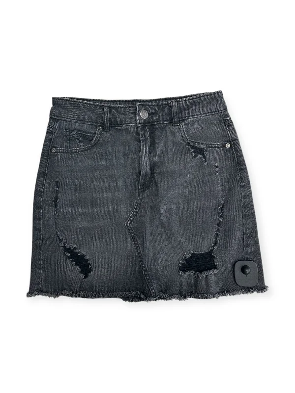 Skirt Mini & Short By Wild Fable In Black Denim, Size: 2