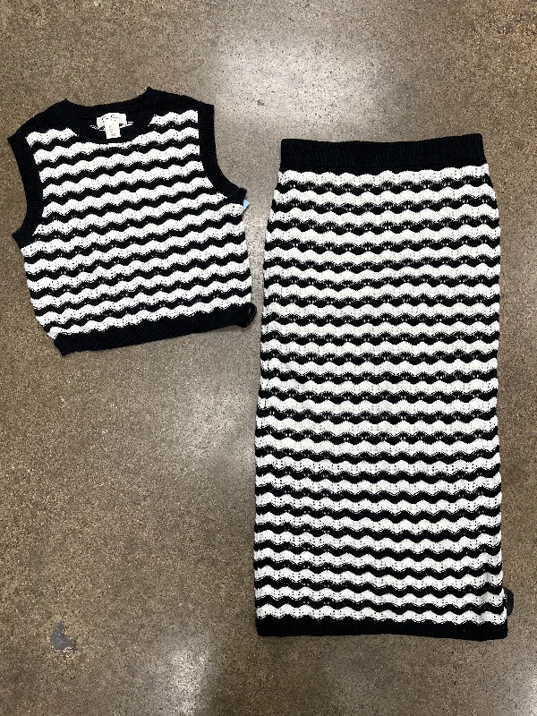 Skirt Set 2Pc By Jessica Simpson In Black & White, Size:L