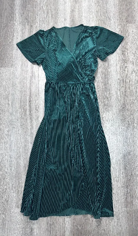 Dress Casual Midi By Amazon In Green, Size: M