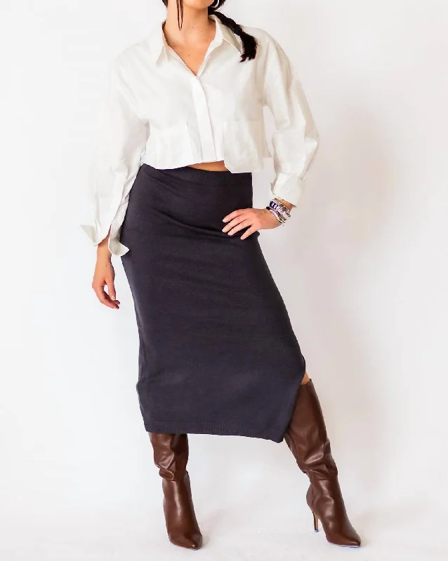 Siarah Knit Pencil Skirt In Black