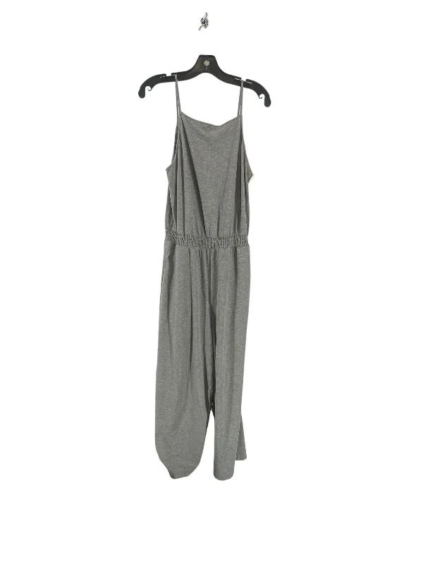 Grey Jumpsuit Clothes Mentor, Size M